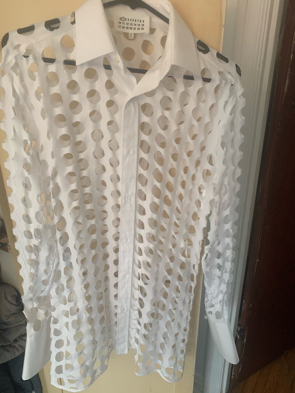 Maison Margiela "Cut Out" longsleeve shirt - Picture 12 of 13